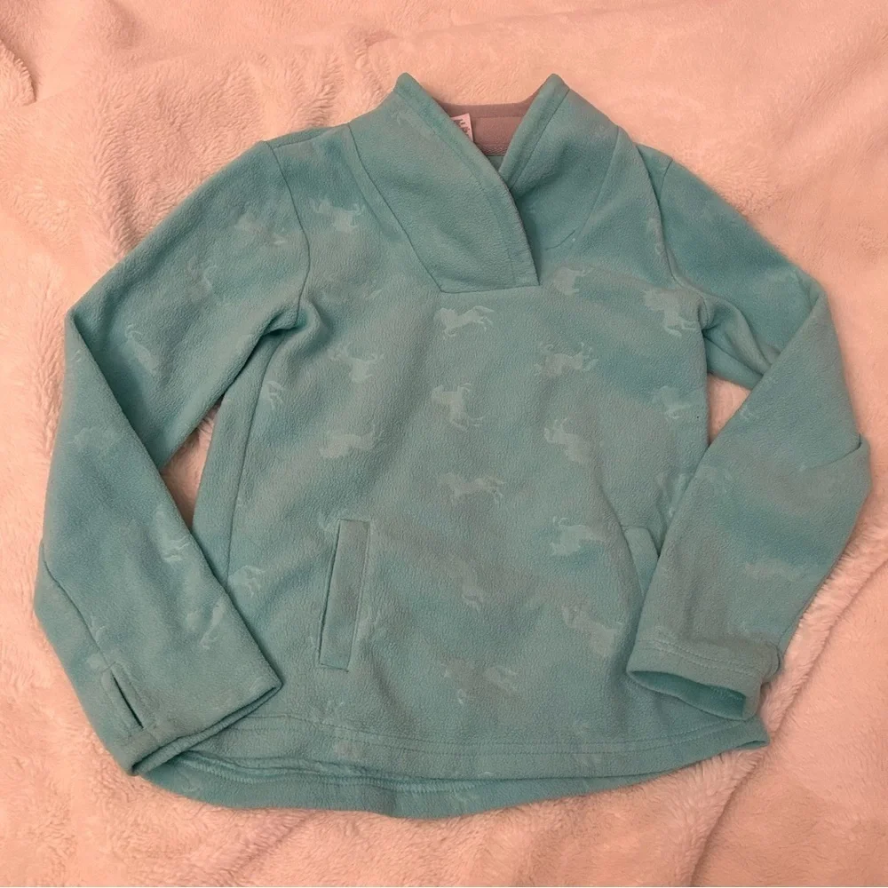 Size 7/8 GIRLS Teal Fleece Pullover with Horse Imprints E3